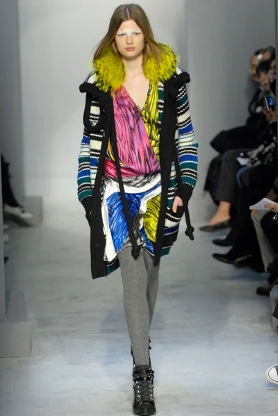 Look 19